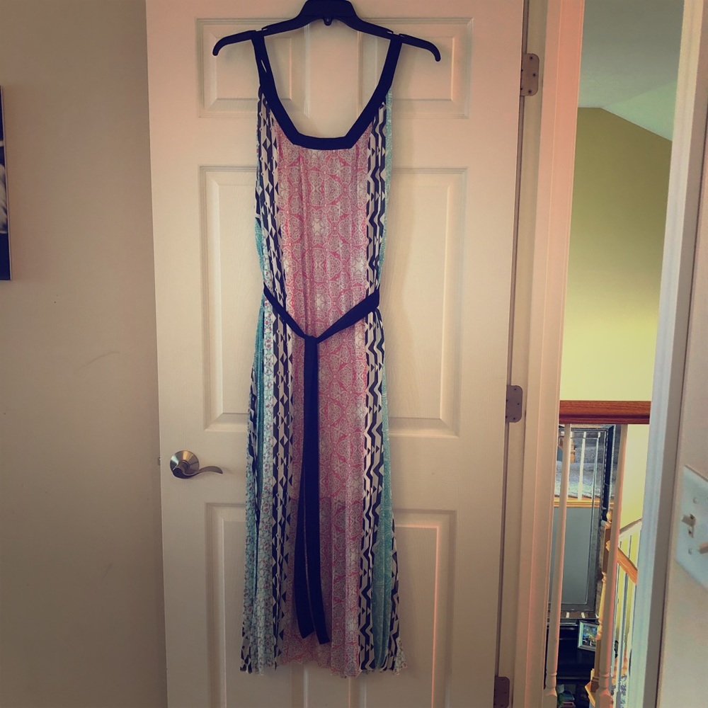18/20W Maxi tank sundress w/ belt & great pattern!
